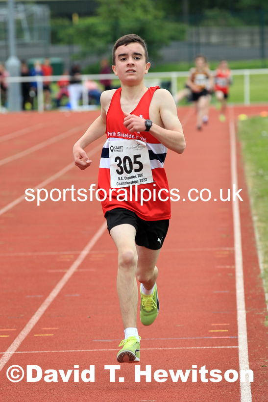Men and Boys 3000 metres, 2022 North Eastern Track and Field Champs., Middlesbrough. David T. Hewitson/Sports for All Pics